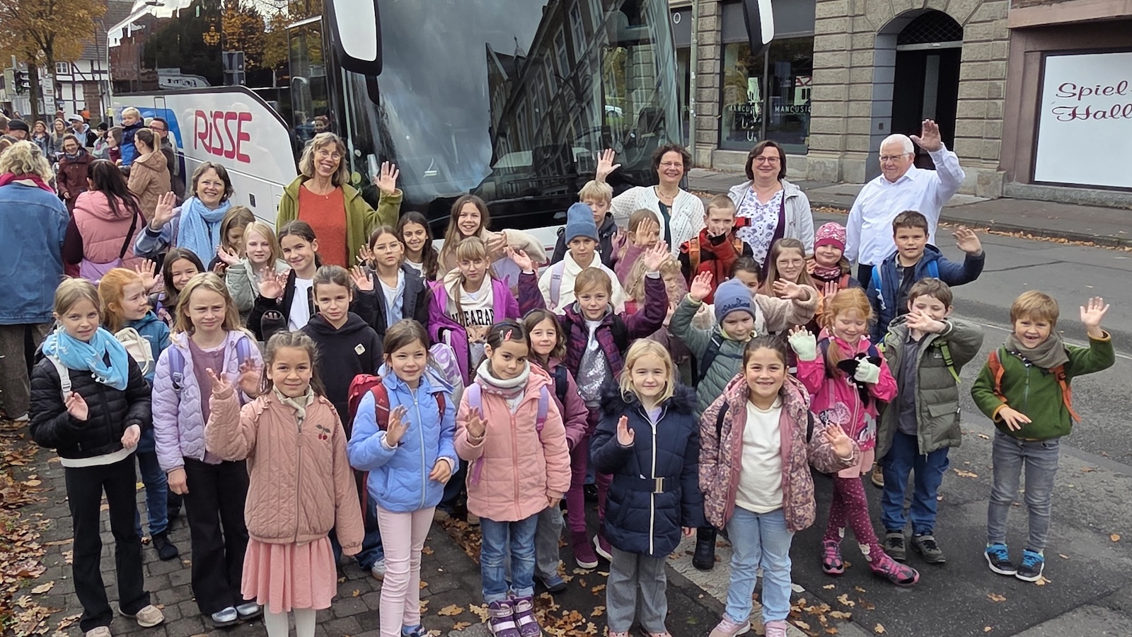 Ein wildes Konzertabenteuer – Kinder der Musikschule Höxter beim Konzertbesuch in Kassel