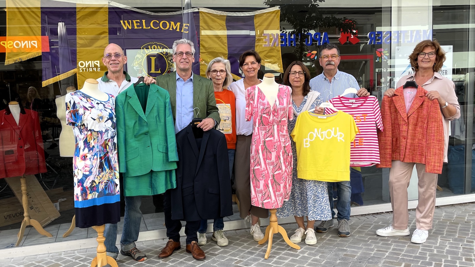 Lions-Club Höxter-Corvey lädt zum Kleiderbasar auf dem Huxori-Stadtfest
