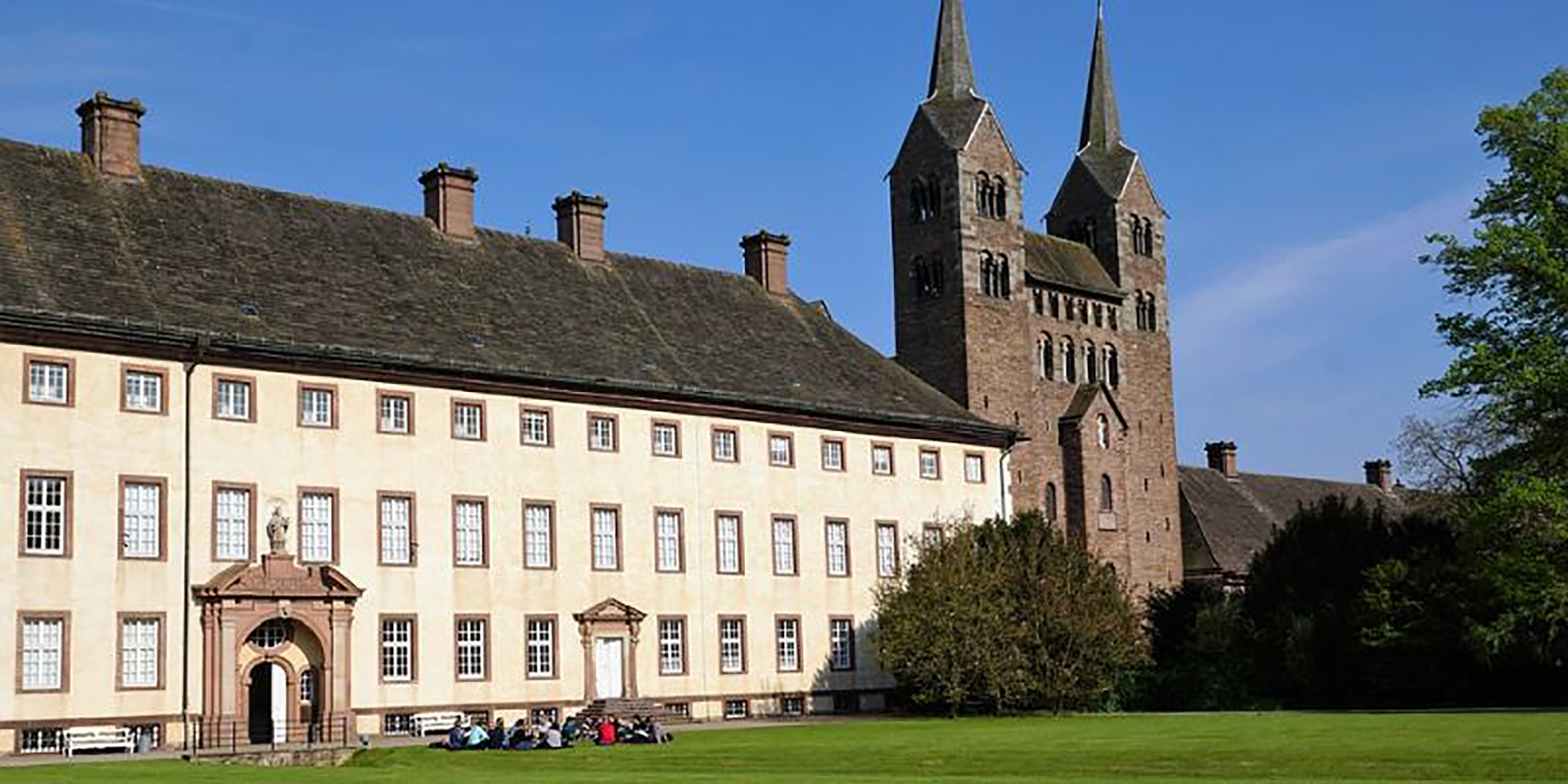 Ansturm auf Corvey: Wickert-Rede sorgt für ausverkaufte Reihen im historischen Kaisersaal